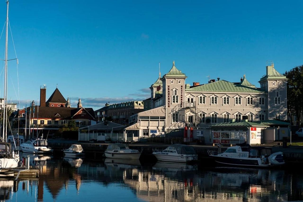 1 Rums-Laegenheter, Gangavstand Till Stroemstads Centrum Экстерьер фото